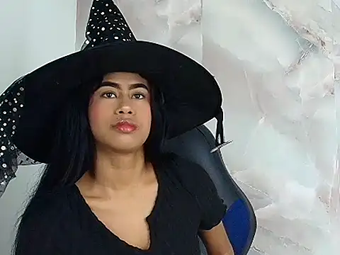 Snapshot of kataleyaAlenan chatting on October 20, 2025, 1:55 pm kataleyaAlenan online show from October 20, 2025, 1:55 pm