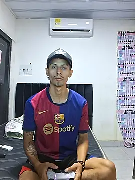 Luciferinthestreet online show from November 5, 2025, 2:50 pm