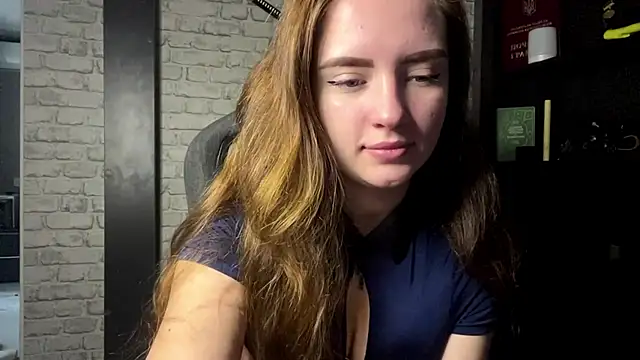 GreatMolly online show from November 10, 2025, 6:34 am