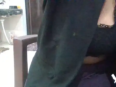 Rhea-Sen online show from November 7, 2025, 6:52 pm