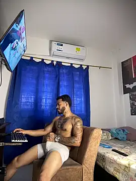 Snapshot of Kylian_Alessandro chatting on March 1, 2026, 2:30 pm Kylian Alessandro online show from March 1, 2026, 2:30 pm