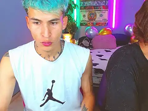 Latin boysxxxx online show from October 18, 2025, 10:10 pm