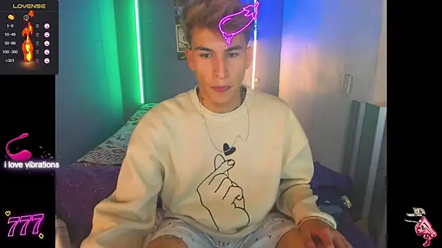 Latin boysxxxx online show from March 31, 2026, 3:41 am