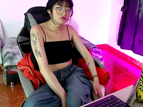 Snapshot of Isabella__666 chatting on November 4, 2025, 4:06 pm Isabella 666 online show from November 4, 2025, 4:06 pm