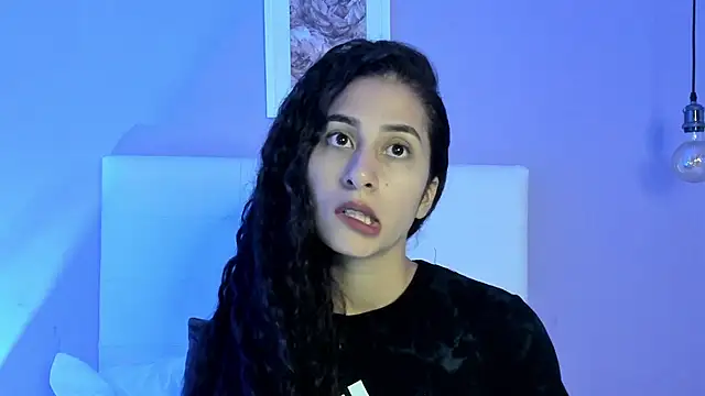 fernanda317 online show from July 2, 2026, 4:02 pm