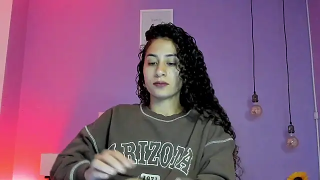 fernanda317 online show from July 18, 2026, 6:56 pm