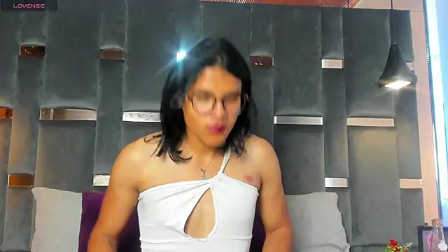 Leilanixxx online show from October 31, 2025, 1:56 pm