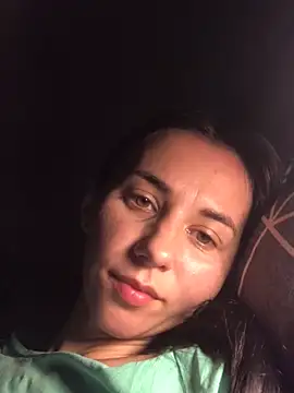 Snapshot of oliviya_mur chatting on October 27, 2025, 11:41 pm oliviya mur online show from October 27, 2025, 11:41 pm