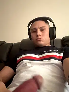 Feloh95 online show from October 14, 2025, 8:53 pm