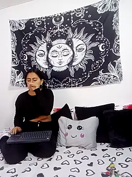 abby n emily online show from October 23, 2025, 2:16 pm