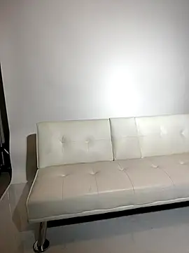 Desireexoxo online show from November 5, 2025, 2:06 pm