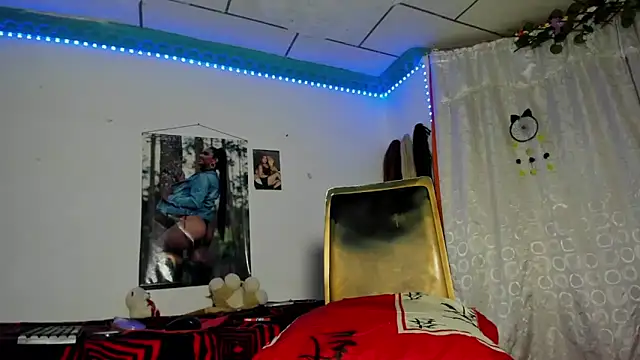 Snapshot of Amberbrown18 chatting on February 24, 2026, 3:26 am Amberbrown18 online show from February 24, 2026, 3:26 am