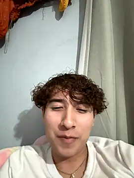 FresitAlexit0 online show from November 10, 2025, 6:56 am