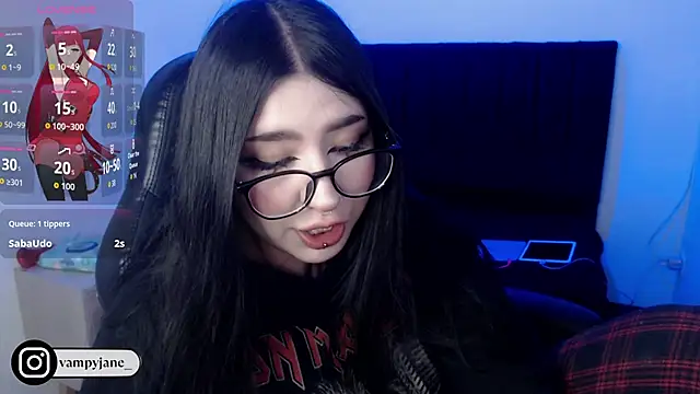 Snapshot of VamppyJane chatting on October 21, 2025, 2:12 am VamppyJane online show from October 21, 2025, 2:12 am