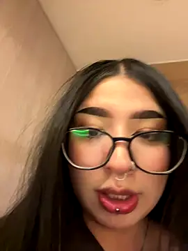 Snapshot of VamppyJane chatting on October 30, 2025, 5:20 am VamppyJane online show from October 30, 2025, 5:20 am