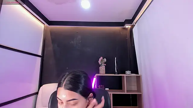 MelodySnow online show from October 27, 2025, 8:35 pm