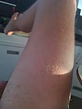 Snapshot of shainnfk chatting on November 14, 2025, 7:23 pm shainnfk online show from November 14, 2025, 7:23 pm