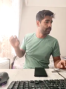 Snapshot of ogiday124 chatting on October 17, 2025, 11:24 am ogiday124 online show from October 17, 2025, 11:24 am