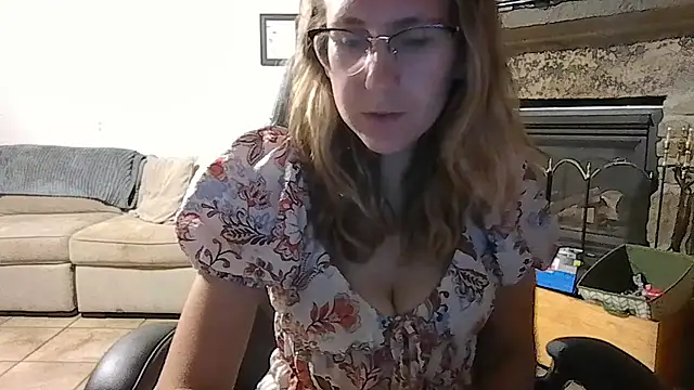 Snapshot of pleasureme24k chatting on October 22, 2025, 2:45 am pleasureme24k online show from October 22, 2025, 2:45 am