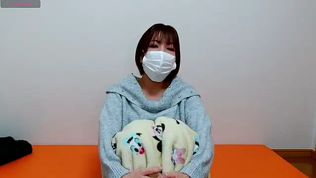 miyuki2000 online show from November 29, 2025, 6:27 am