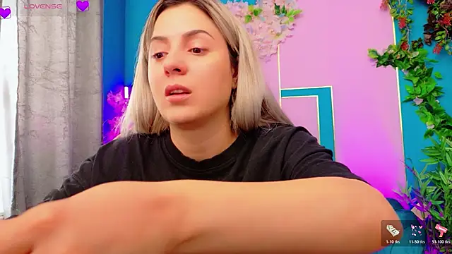 AriannaSins online show from May 14, 2026, 12:34 pm