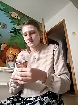 SandyCassie online show from October 16, 2025, 10:16 am