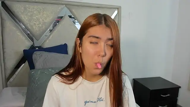 Jessicatorres7 online show from November 3, 2025, 3:41 am