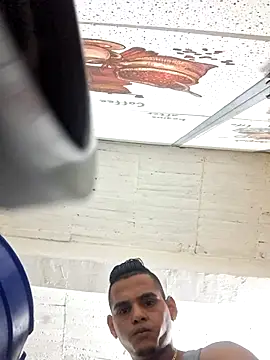 Snapshot of Daiberrubio chatting on October 27, 2025, 2:26 am Daiberrubio online show from October 27, 2025, 2:26 am