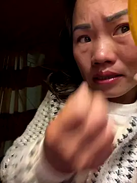 Saomai25 online show from December 1, 2025, 9:42 pm