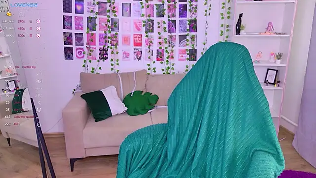 cold blondie online show from March 27, 2026, 8:26 am