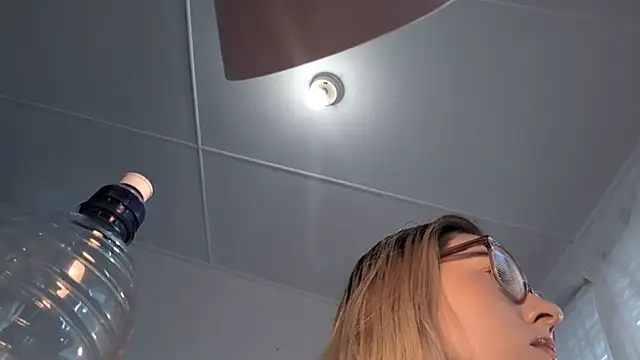 DemigoddessLexie online show from October 25, 2025, 4:31 am