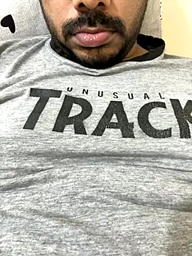 Handsome8677 online show from December 2, 2025, 7:31 pm