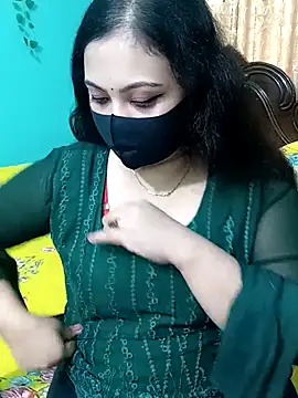 Snapshot of Porimoni22 chatting on April 21, 2026, 3:35 am Porimoni22 online show from April 21, 2026, 3:35 am