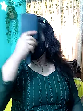 Snapshot of Porimoni22 chatting on April 25, 2026, 9:45 am Porimoni22 online show from April 25, 2026, 9:45 am