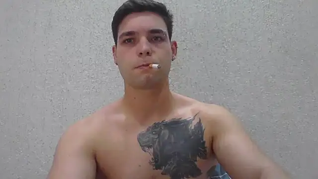 Zure-xxx online show from May 27, 2026, 1:35 am
