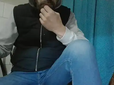 justmealex27 online show from November 27, 2025, 1:13 pm