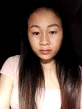 Snapshot of Spring-mky chatting on January 18, 2026, 10:57 pm Spring-mky online show from January 18, 2026, 10:57 pm