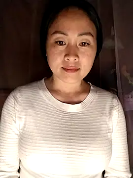 Snapshot of Spring-mky chatting on February 19, 2026, 2:35 pm Spring-mky online show from February 19, 2026, 2:35 pm