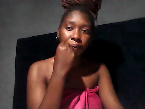 Snapshot of sexysmalldaily04 chatting on October 19, 2025, 1:50 am sexysmalldaily04 online show from October 19, 2025, 1:50 am