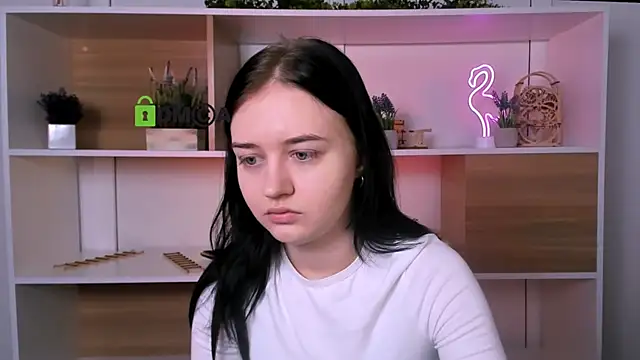 miki ti online show from November 5, 2025, 6:02 am