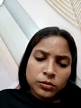 Snapshot of Anshika1431 chatting on October 18, 2025, 8:37 am Anshika1431 online show from October 18, 2025, 8:37 am