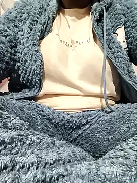 Anshika1431 online show from January 10, 2026, 5:53 am