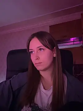 Snapshot of SinfulDream chatting on October 24, 2025, 6:04 pm SinfulDream online show from October 24, 2025, 6:04 pm