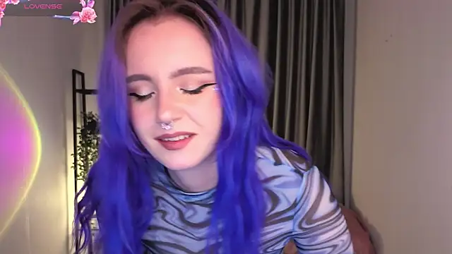 Snapshot of AleksaDivine chatting on October 17, 2025, 8:55 pm AleksaDivine online show from October 17, 2025, 8:55 pm