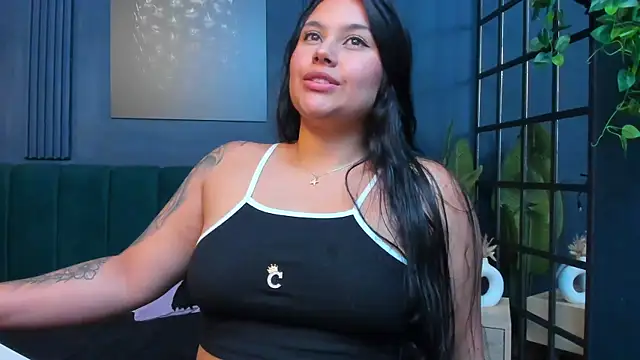 emilythyson online show from October 28, 2025, 1:03 pm