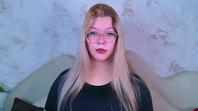 MonaKeli online show from October 29, 2025, 4:09 pm