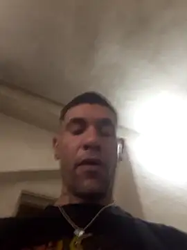 Stormandloganxxx online show from December 4, 2025, 3:32 pm