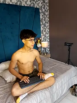 Aaron Eze online show from February 16, 2026, 8:38 pm