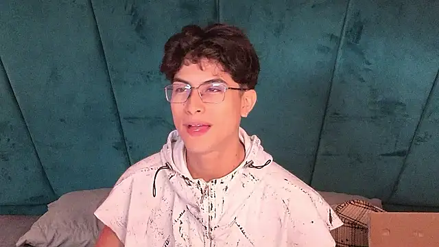 Aaron Eze online show from March 18, 2026, 3:15 pm