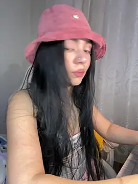 Midori rosse online show from April 22, 2026, 10:55 pm